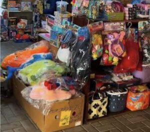 «Безопасность начинается с упаковки»: как выбрать новогодние игрушки